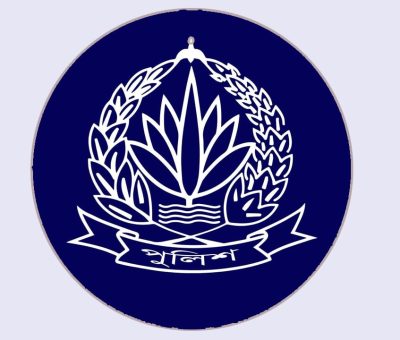 পলাতক ৪০ পুলিশ কর্মকর্তার পদক প্রত্যাহার