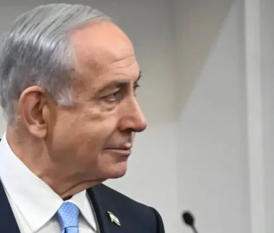 নেতানিয়াহুকে অযোগ্য ঘোষণা করতে ইসরাইলের সুপ্রিম কোর্টে আবেদন