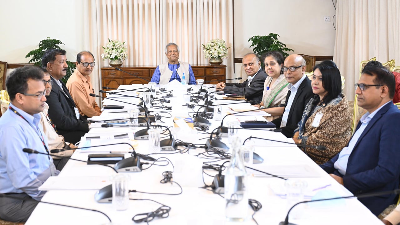 প্রাথমিকে প্রধান শিক্ষকের শূন্য পদ পূরণের নির্দেশ প্রধান উপদেষ্টার