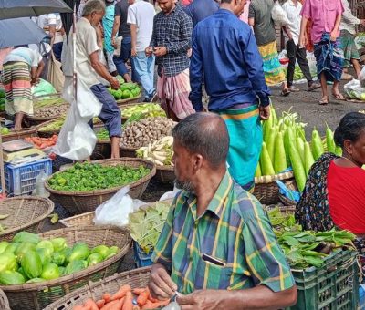 ফের লাগামহীন নিত্যপণ্যের বাজার, বিপাকে ভোক্তারা