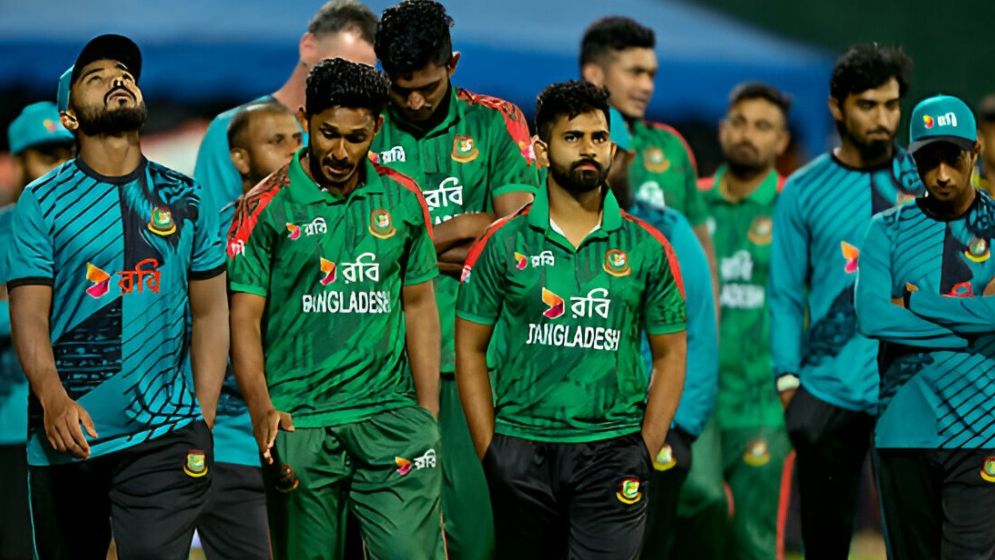 হারল পাকিস্তান, দুঃসংবাদ পেল বাংলাদেশও