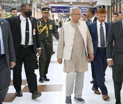 মালয়েশিয়ার উদ্দেশে ঢাকা ছাড়লেন প্রধান উপদেষ্টা