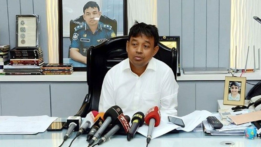 সাবেক ডিবিপ্রধান হারুনসহ পুলিশের ১৮ কর্মকর্তা বরখাস্ত